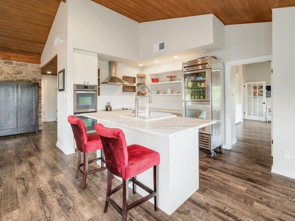 1500 Ridgecrest DR, Austin TX 78746