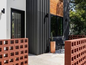 1311 Deloney ST, Austin TX 78721
