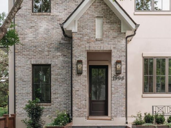 1900 Matthews DR, Austin TX 78703