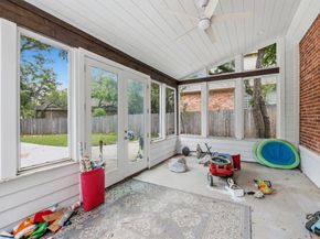 1239 Pine Forest CIR, Round Rock TX 78665