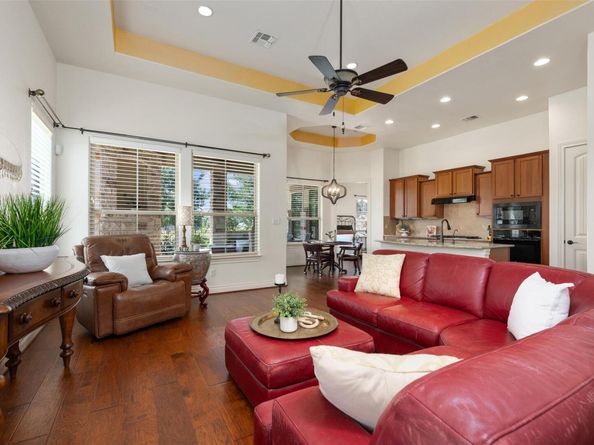 109 Limestone DR, Georgetown TX 78628