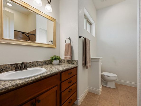 109 Limestone DR, Georgetown TX 78628