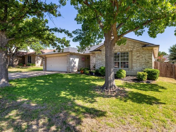 1209 Highland DR, Cedar Park TX 78613