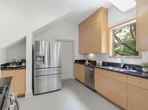 2608 Del Curto RD 3, Austin TX 78704