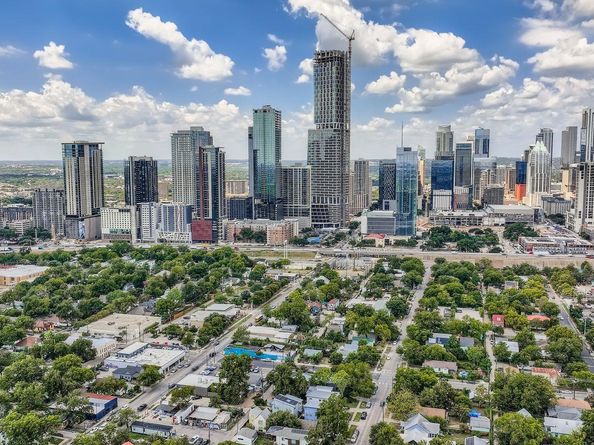 1410 E 2nd ST 2, Austin TX 78702