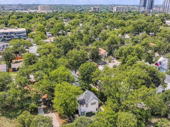 1410 E 2nd ST 2, Austin TX 78702