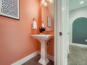 1410 E 2nd ST 2, Austin TX 78702