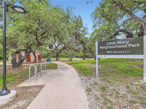 221 Park LN, Austin TX 78704