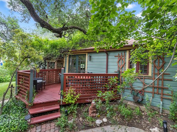 221 Park LN, Austin TX 78704