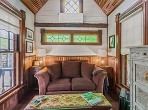 221 Park LN, Austin TX 78704