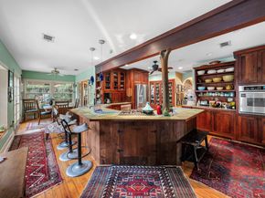 221 Park LN, Austin TX 78704