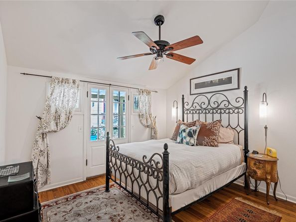 221 Park LN, Austin TX 78704