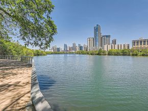 221 Park LN, Austin TX 78704