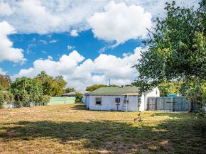 6405 Torres ST, Austin TX 78741