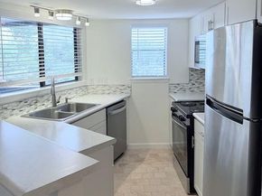 2500 Burleson RD 713, Austin TX 78741
