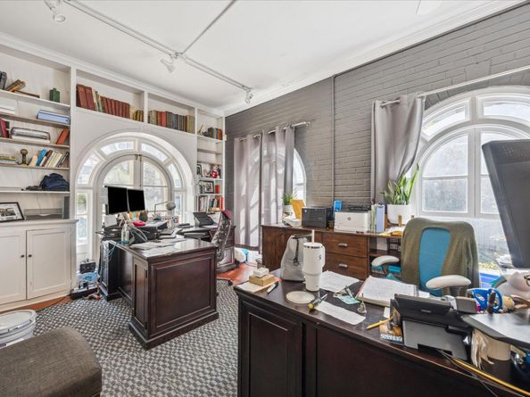 2404 Rio Grande ST, Austin TX 78705