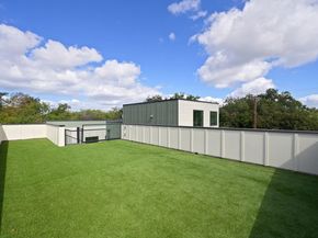 1104 Gunter ST 1/2, Austin TX 78702
