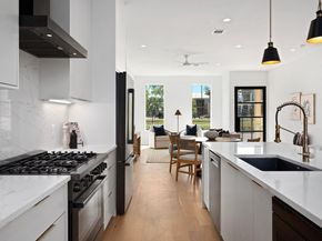 1104 Gunter ST 1/2, Austin TX 78702