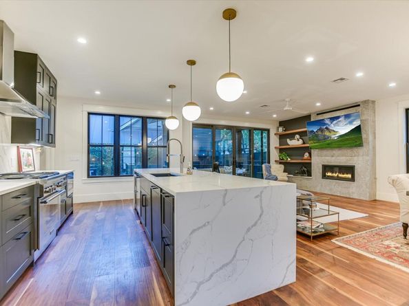 1305 Kinney Ave 1, Austin TX 78704