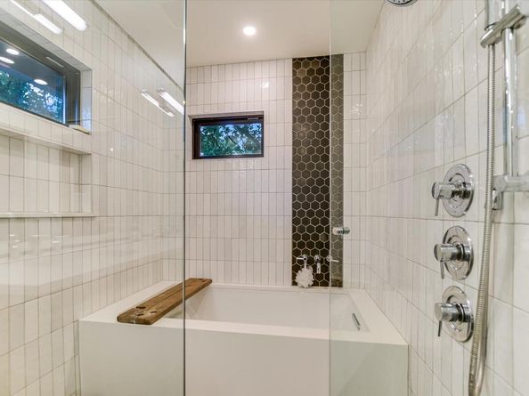 1305 Kinney Ave 1, Austin TX 78704