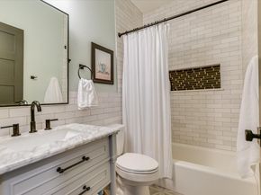1305 Kinney Ave 1, Austin TX 78704