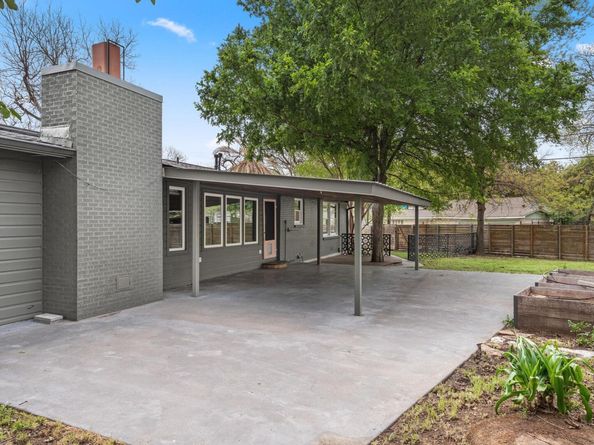 4330 Parkwood RD, Austin TX 78722