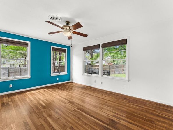 4330 Parkwood RD, Austin TX 78722