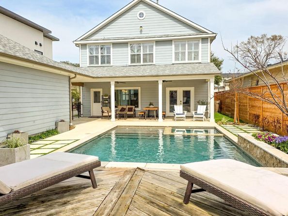 1021 Wakefield DR, Houston TX 77018