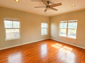 1021 Wakefield DR, Houston TX 77018