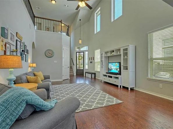 1324 Clearwing CIR, Georgetown TX 78626