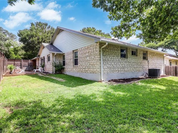 4005 Reynosa DR, Austin TX 78739