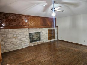300 Norwood W ST W, Georgetown TX 78628