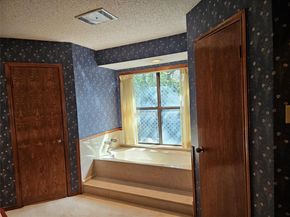 300 Norwood W ST W, Georgetown TX 78628