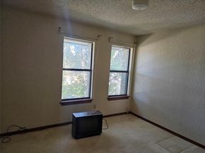 300 Norwood W ST W, Georgetown TX 78628
