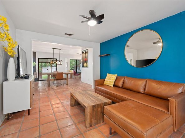 8102 Shadowood DR, Austin TX 78757