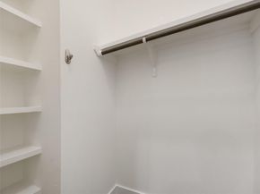 513 W Croslin ST B, Austin TX 78752