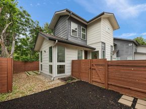 513 W Croslin ST B, Austin TX 78752