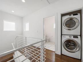 513 W Croslin ST B, Austin TX 78752