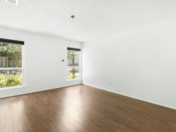 11603 Buckingham RD, Austin TX 78759