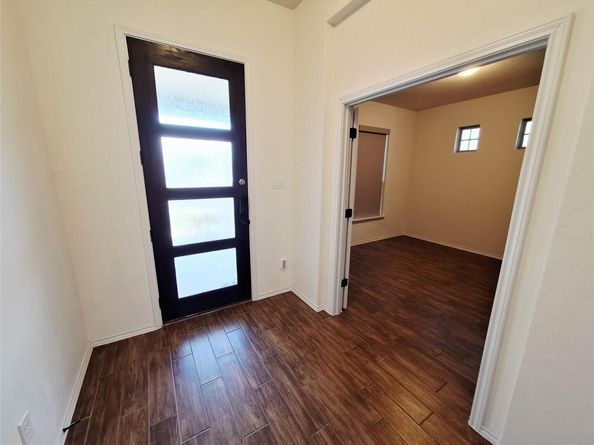 1104 River Vista RD, Georgetown TX 78628