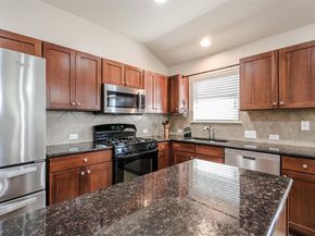 2404 Christoff LOOP, Austin TX 78748