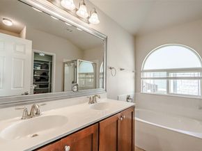 2404 Christoff LOOP, Austin TX 78748
