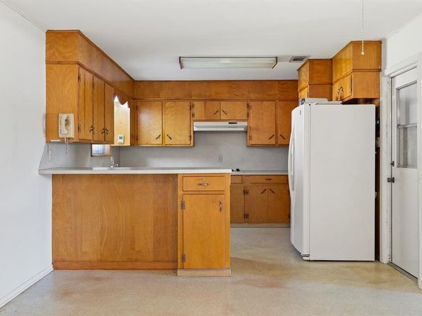 601 Sandringham CIR, Austin TX 78704