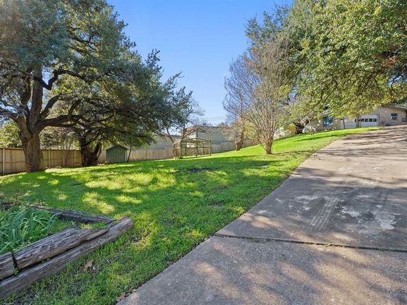 601 Sandringham CIR, Austin TX 78704