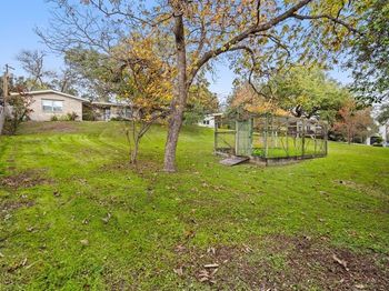 601 Sandringham CIR