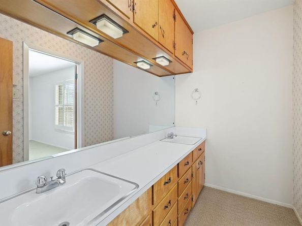 601 Sandringham CIR, Austin TX 78704