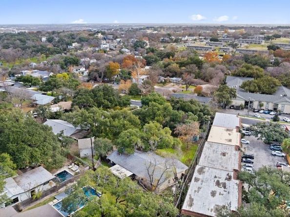 601 Sandringham CIR, Austin TX 78704