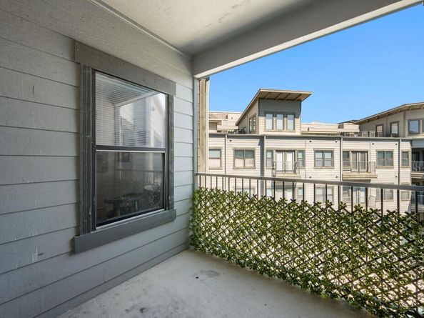 2502 Leon ST 511, Austin TX 78705