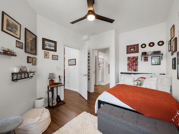 2502 Leon ST 511, Austin TX 78705