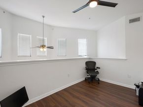 2502 Leon ST 511, Austin TX 78705